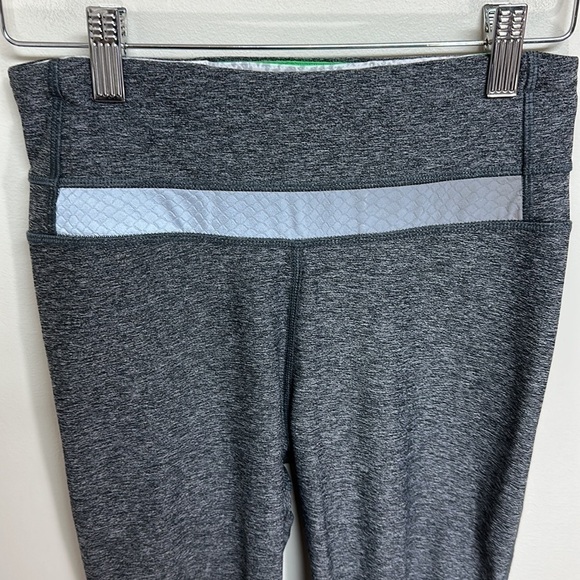 Lululemon Light Speed Tight Grey Size 4 - Picture 5 of 10